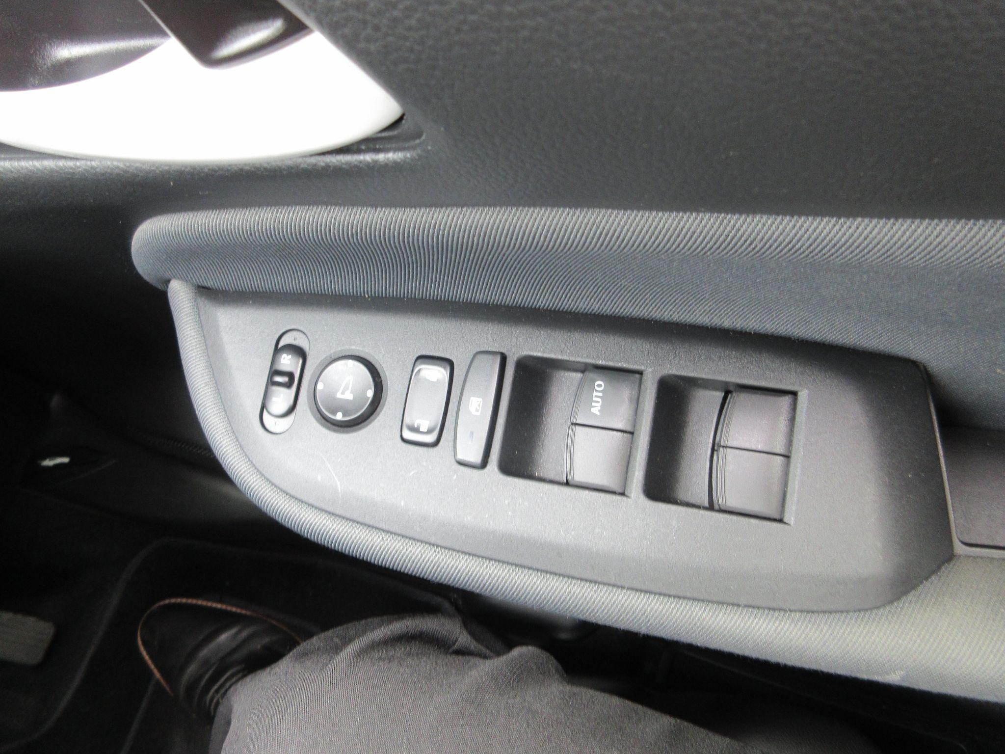 Honda Jazz Image 30