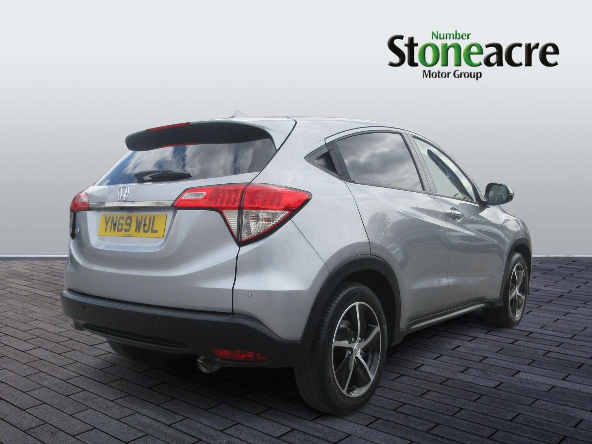 Honda HR-V Image 2
