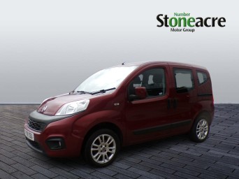 Fiat Qubo 1.4 Lounge Euro 6 5dr YY18SSU Image 3