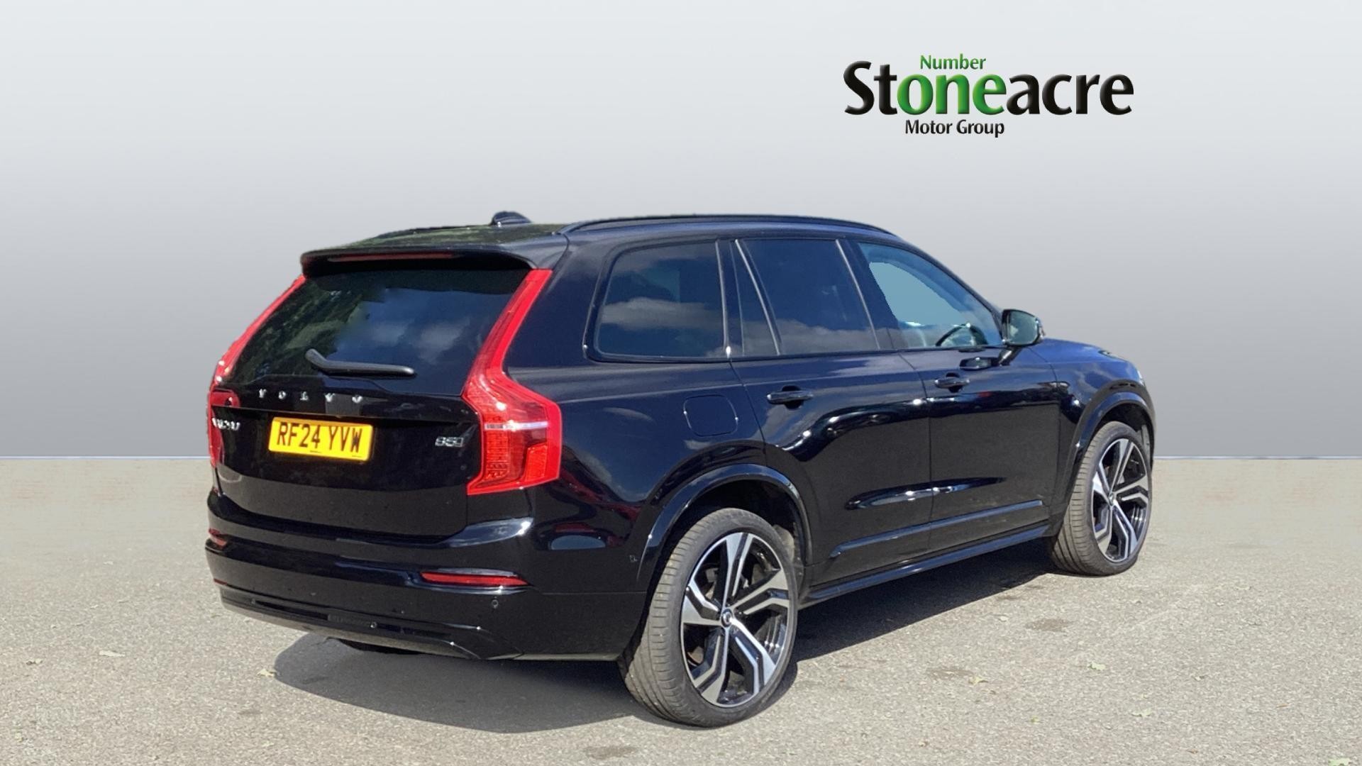 Volvo XC90 Image 2