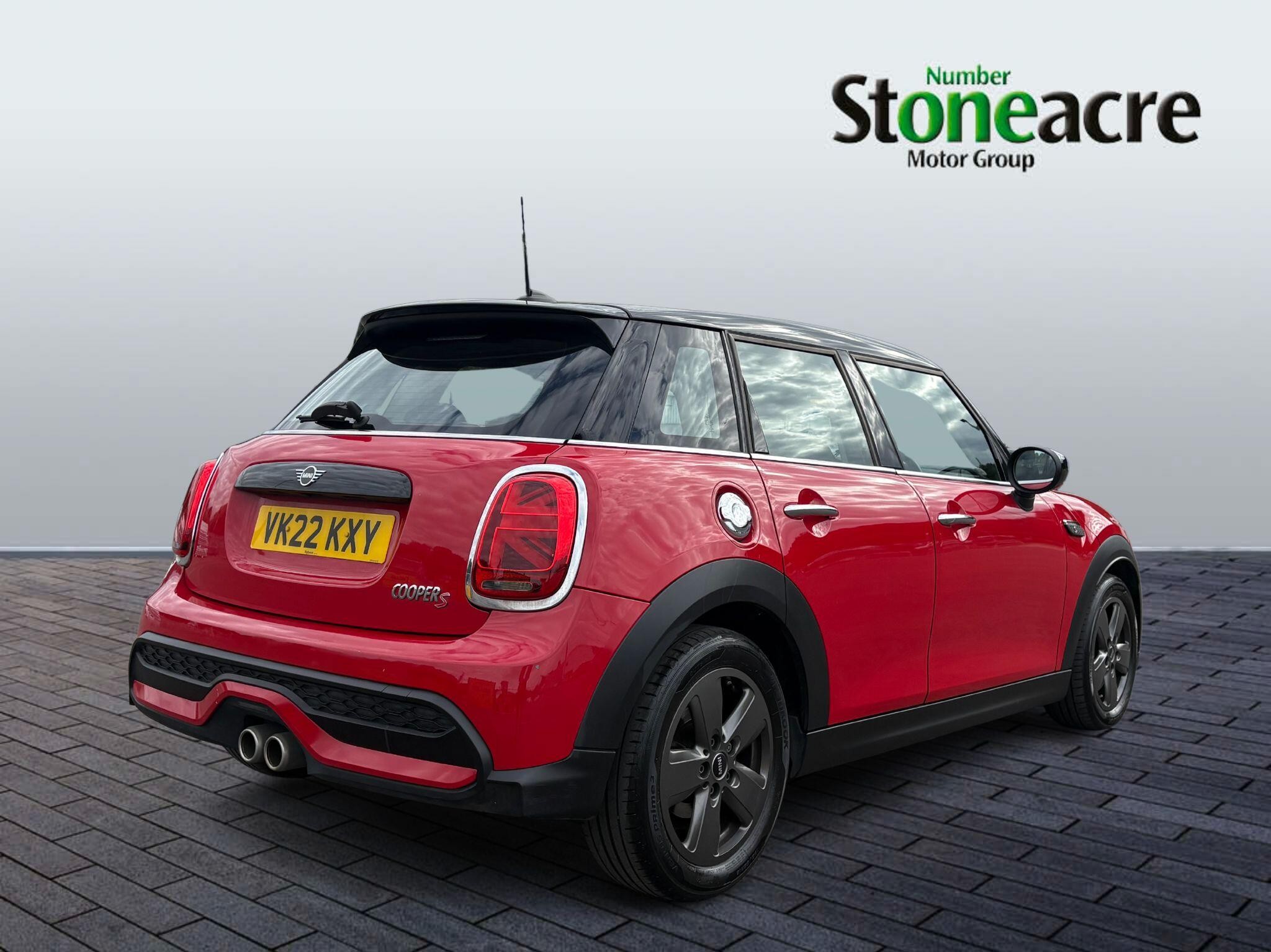 MINI Hatch Image 3