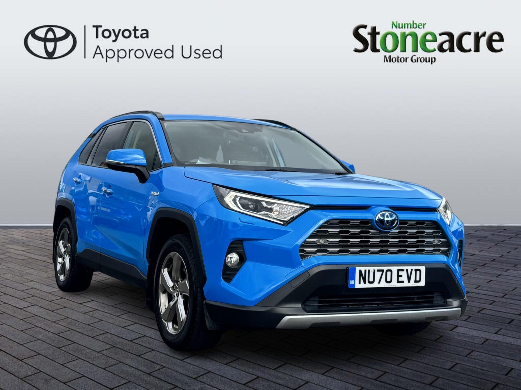 Toyota RAV4 Image 1