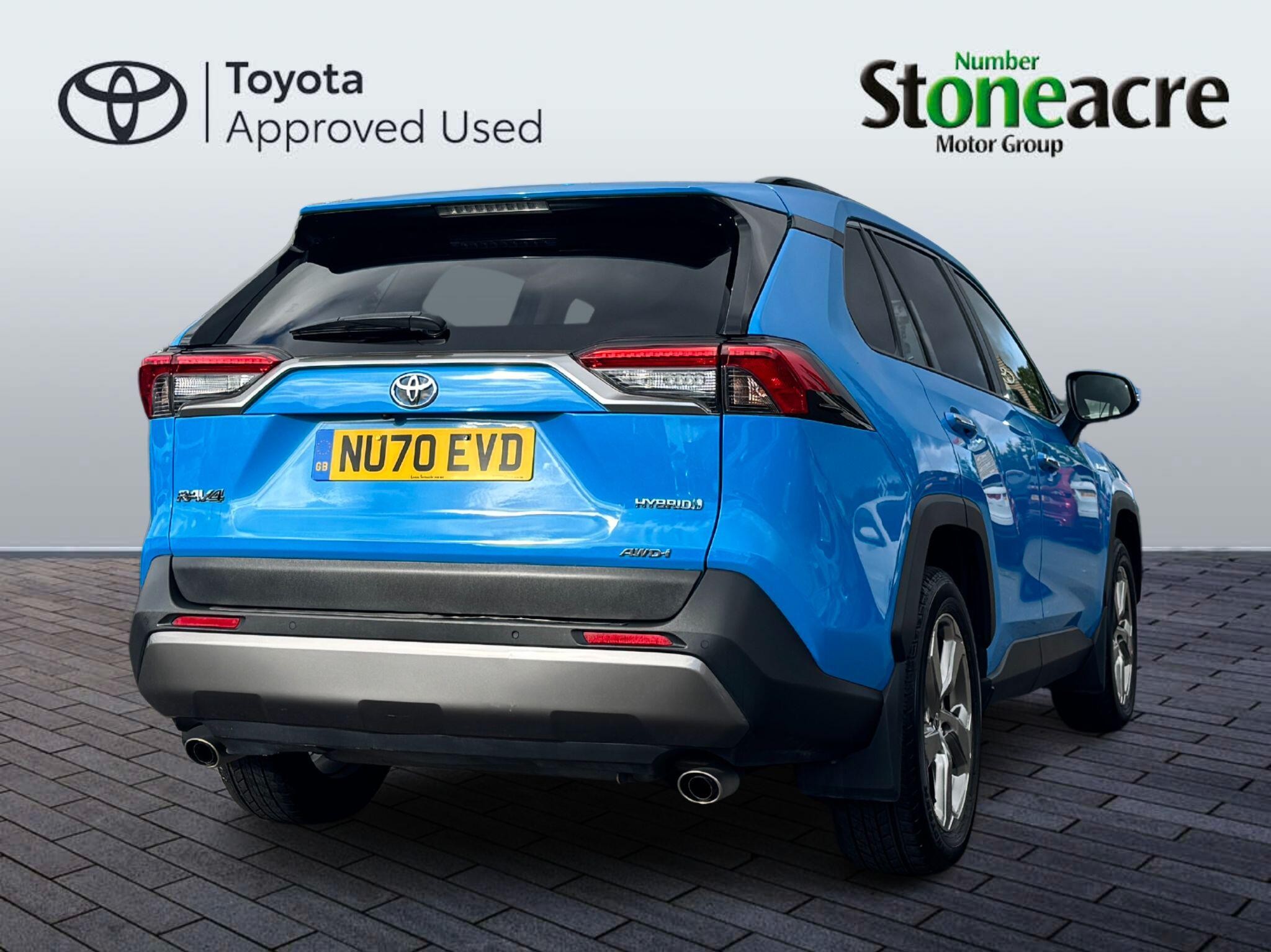 Toyota RAV4 Image 3