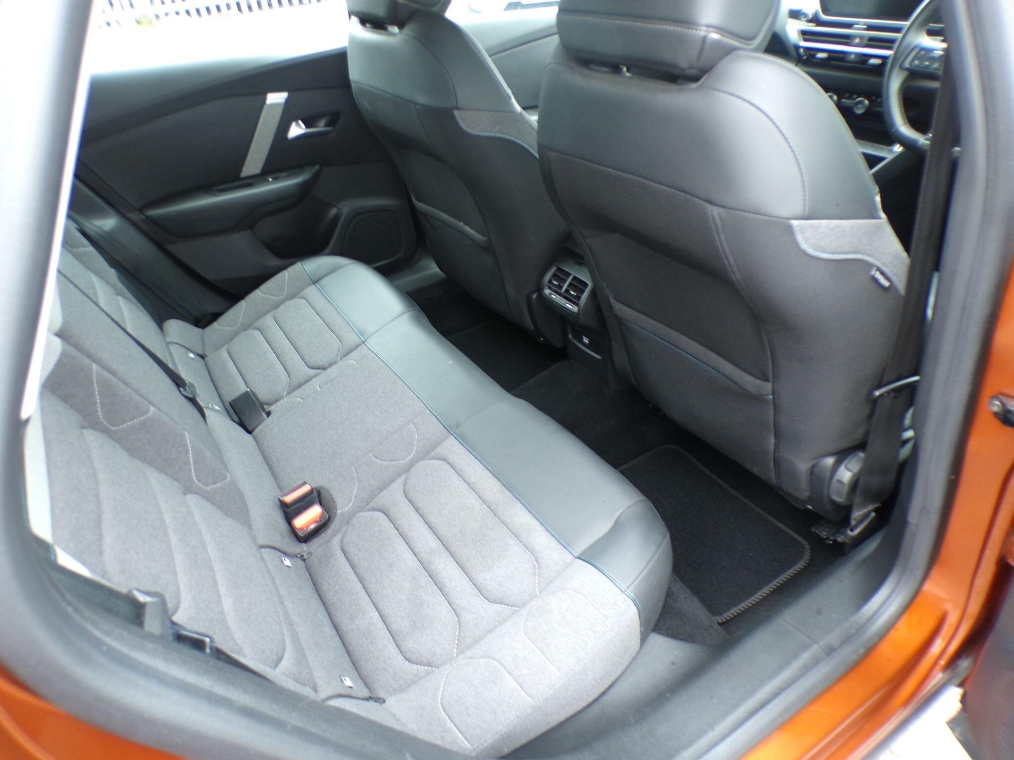 Citroen C4 Image 10