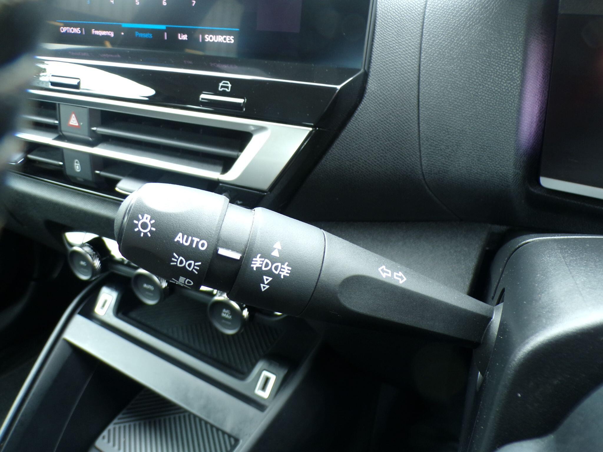 Citroen C4 Image 16