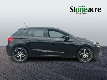 SEAT Ibiza 1.0 TSI FR Edition Euro 6 (s/s) 5dr FT72AOG Image 2