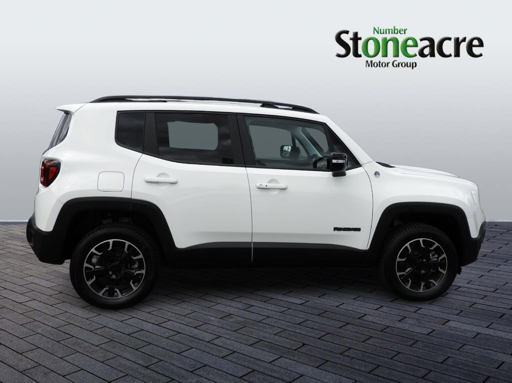 Jeep Renegade Image 2