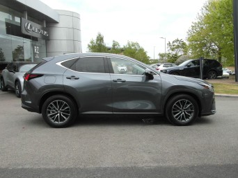 Lexus NX Plug-in Hybrid 450h+ 2.5 5dr Premium Plus Pack/Sunroof GY72UUR Image 3