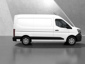Renault Master 2.0 dCi 35 Extra MWB Medium Roof Euro 6 (s/s) 5dr null Image 2