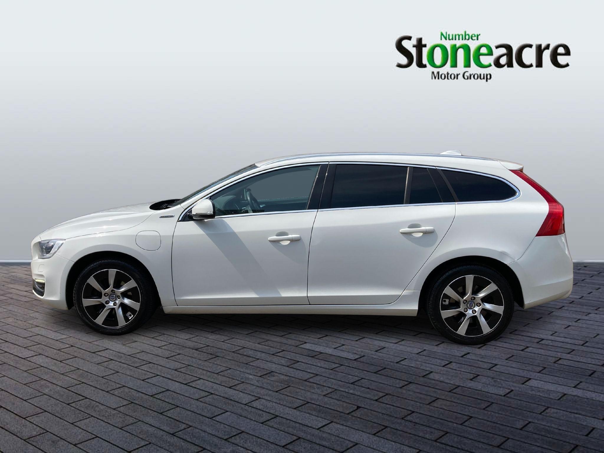 Volvo V60 Image 5