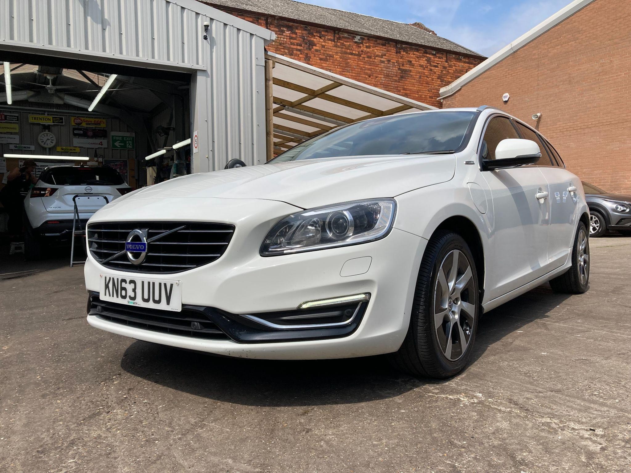 Volvo V60 Image 15