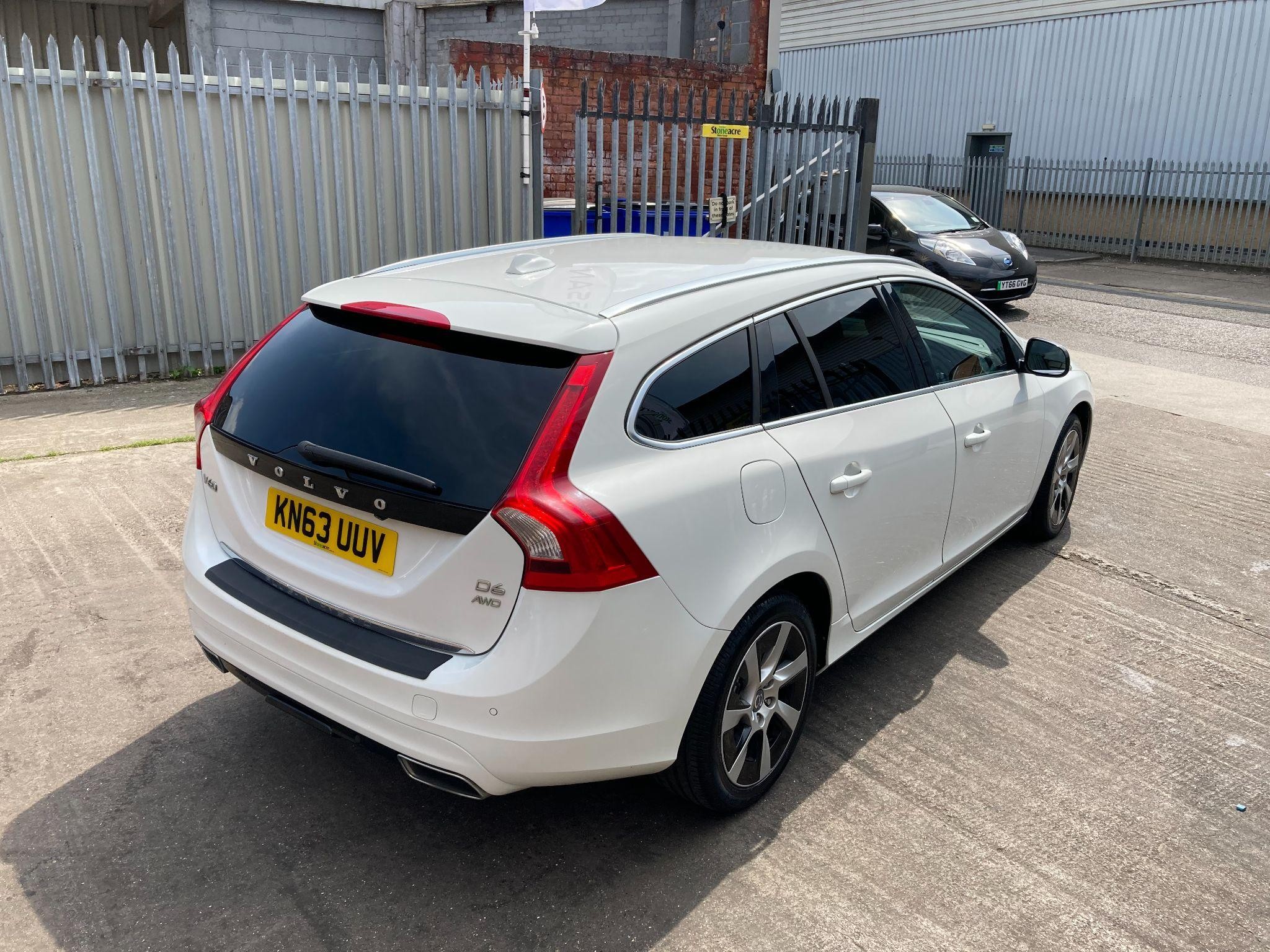 Volvo V60 Image 24
