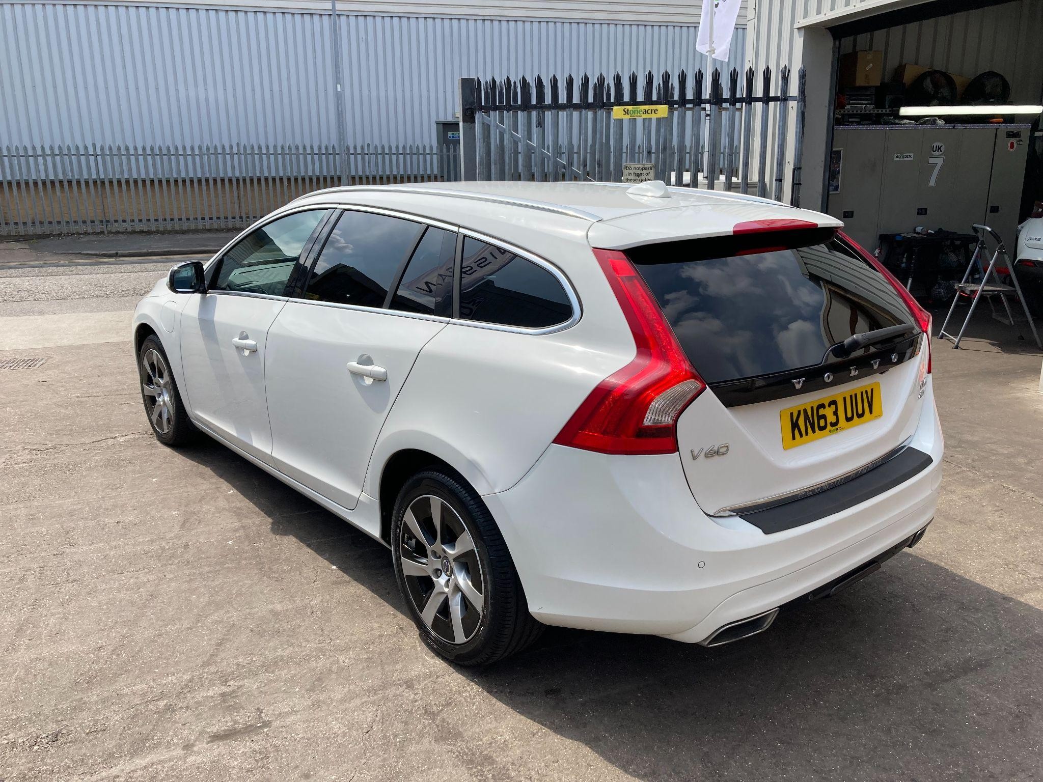 Volvo V60 Image 26