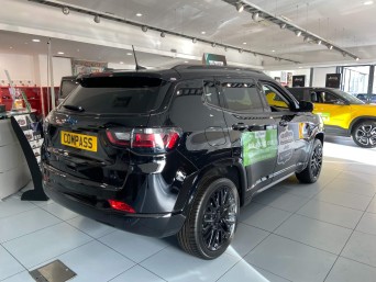 Jeep Compass 1.3 T4 GSE 4xe PHEV S Model 5dr Auto null Image 2