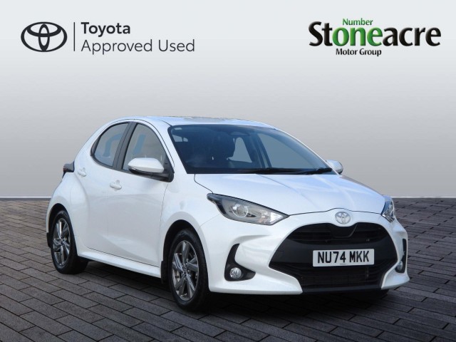 Toyota Yaris 1.5 Hybrid Icon 5dr CVT NU74MKK Image 1