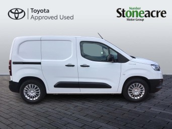 Toyota Proace City Icon Van 50kWh Auto YY72PRV Image 2