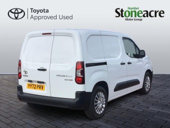 Toyota Proace City Icon Van 50kWh Auto YY72PRV Image 3