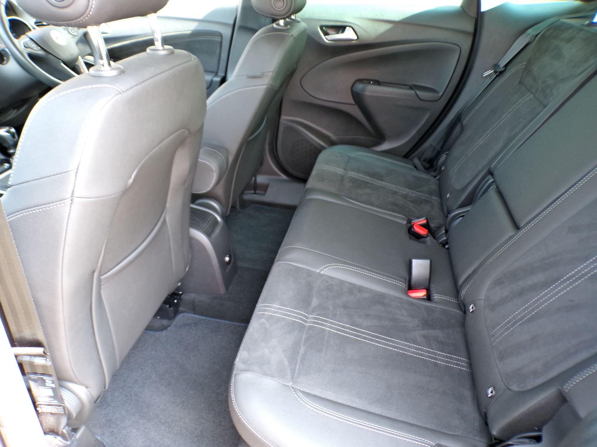 Vauxhall Crossland Image 21