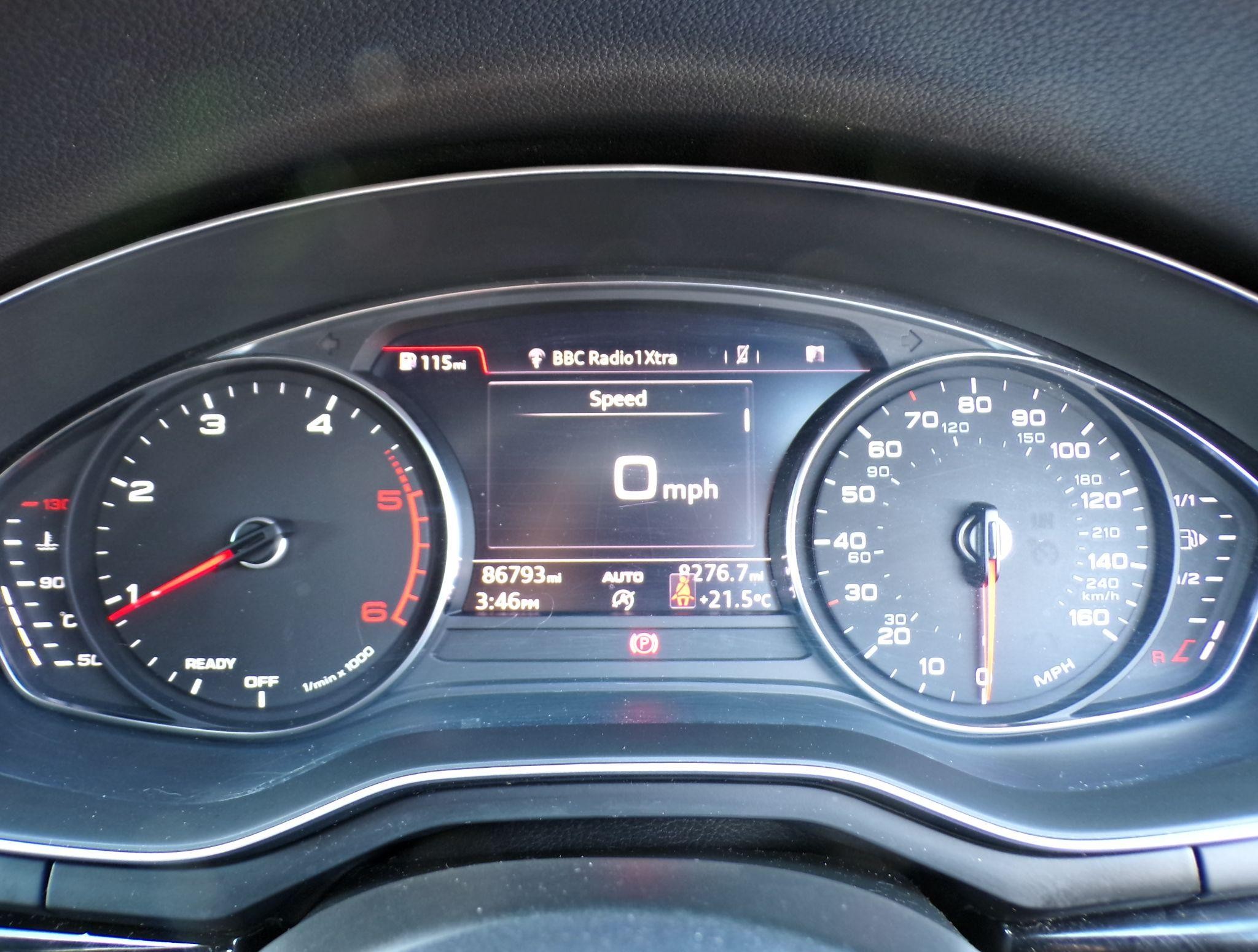 Audi A4 Avant Image 14