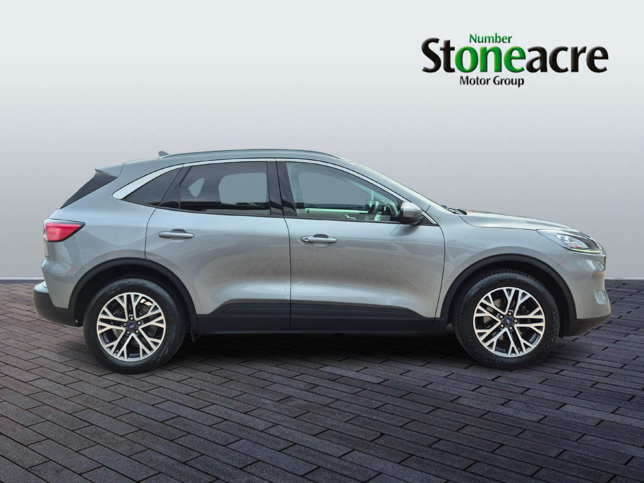 Ford Kuga Image 2