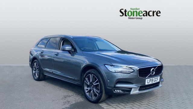 Volvo V90 Cross Country 2.0 T5 Pro Auto AWD Euro 6 (s/s) 5dr LP19GCF Image 1