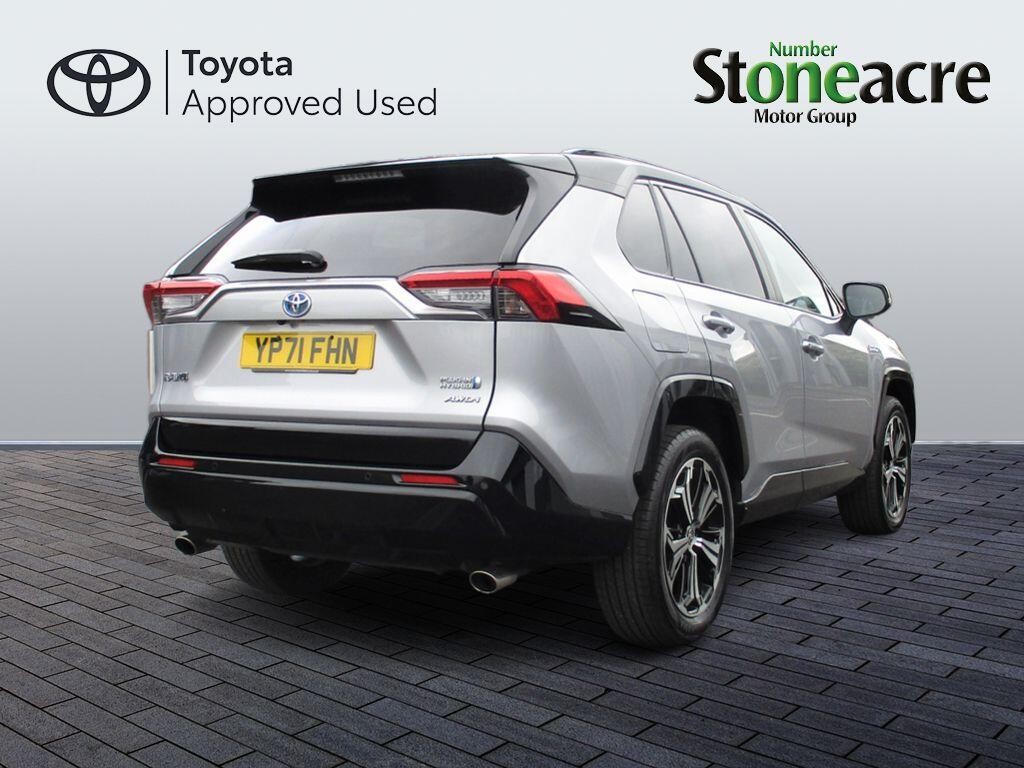 Toyota RAV4 Image 3