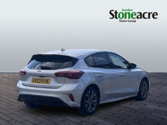 Ford Focus 1.0 EcoBoost ST-Line Style 5dr GV23XJK Image 3