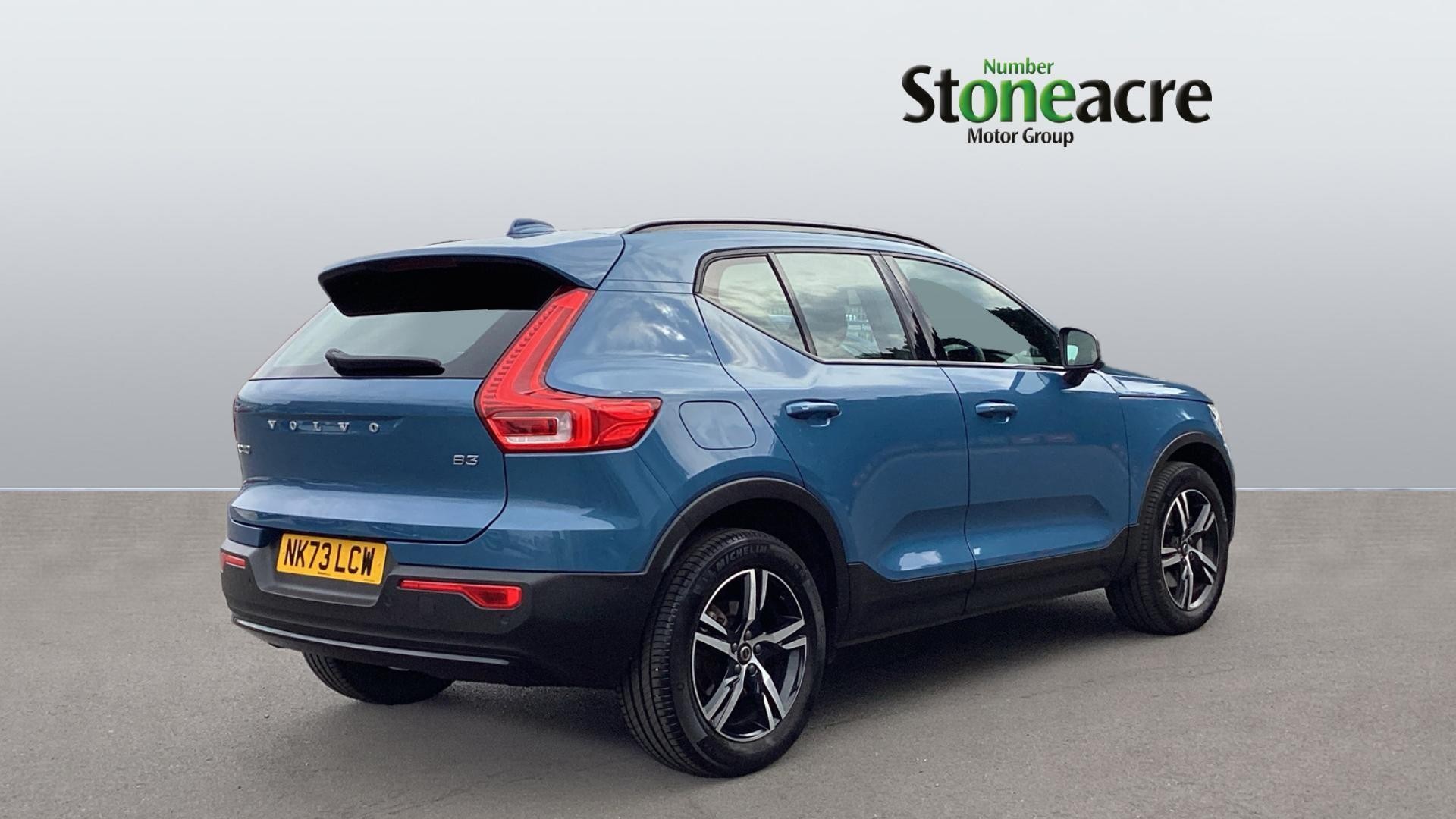 Volvo XC40 Image 2