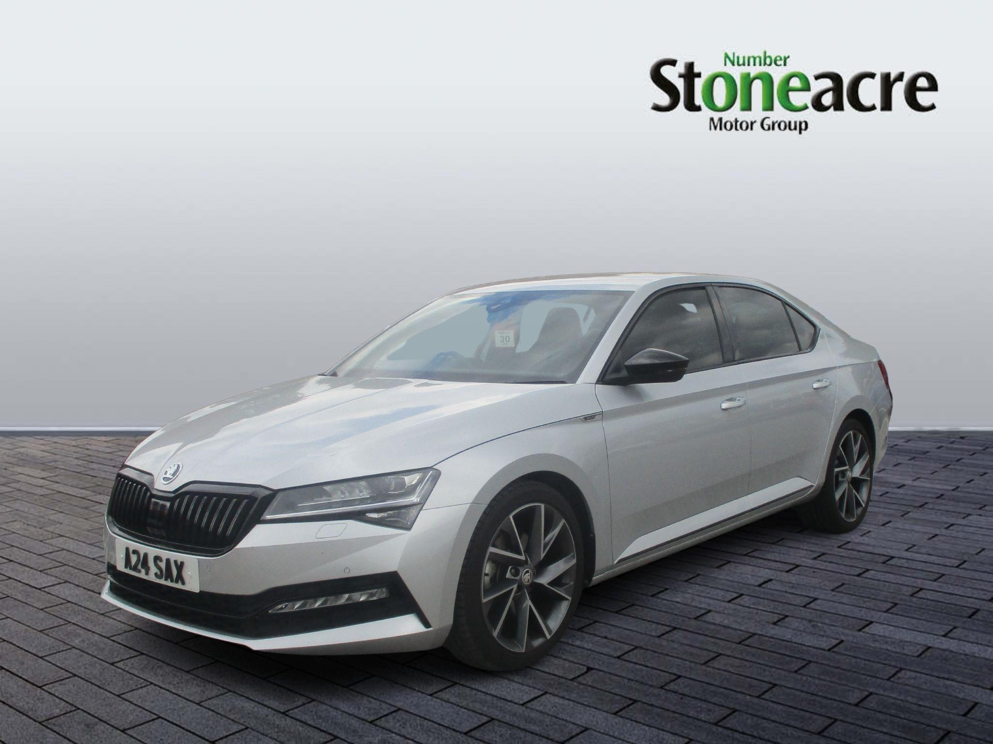 Skoda Superb Image 2