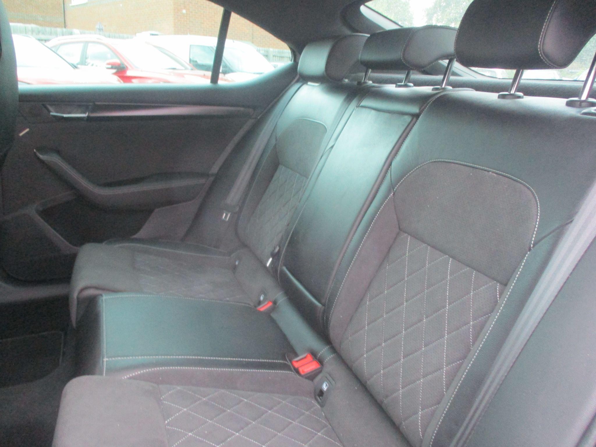 Skoda Superb Image 11