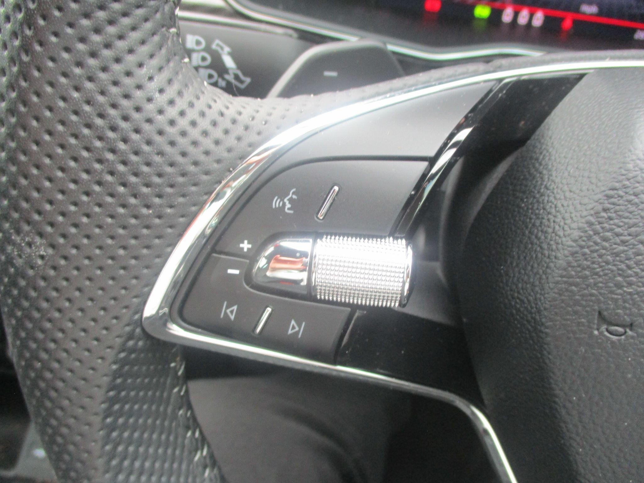 Skoda Superb Image 14