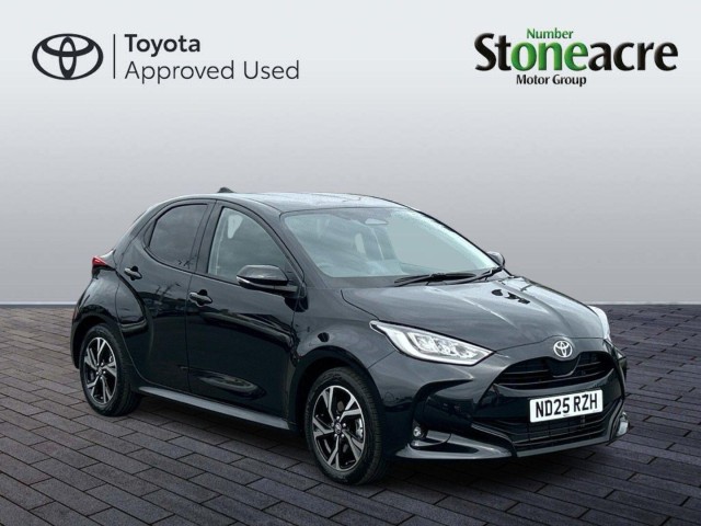Toyota Yaris 1.5 Hybrid Design 5dr CVT ND25RZH Image 1