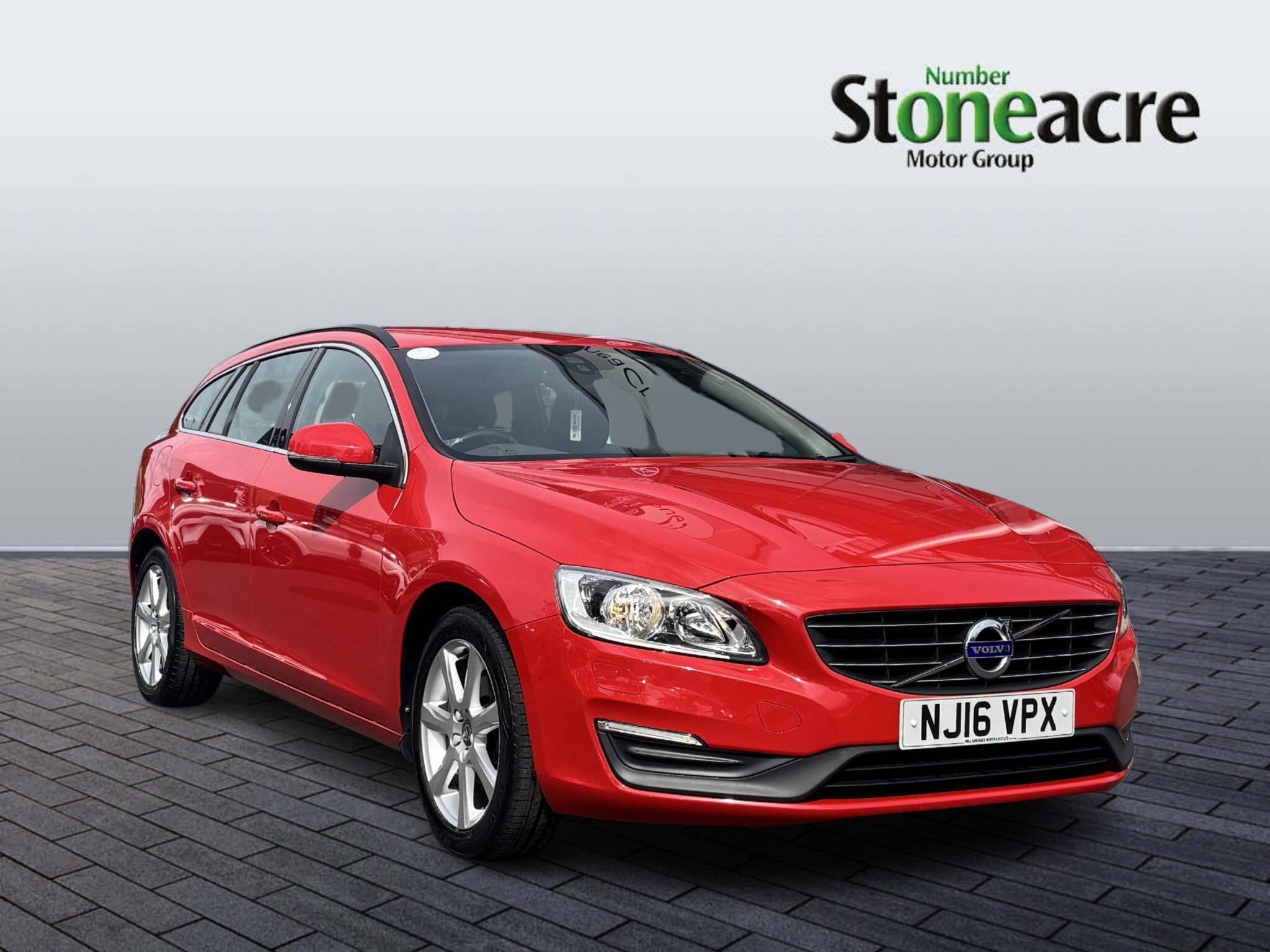 Volvo V60 Image 1
