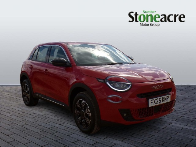 Fiat 600 1.2 MHEV e-DCT Euro 6 (s/s) 5dr FX25KNP Image 1
