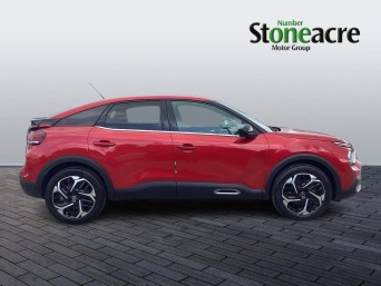 Citroen C4 1.2 PureTech Shine Plus Hatchback 5dr Petrol EAT8 Euro 6 (s/s) (130 ps) PJ22LBO Image 2