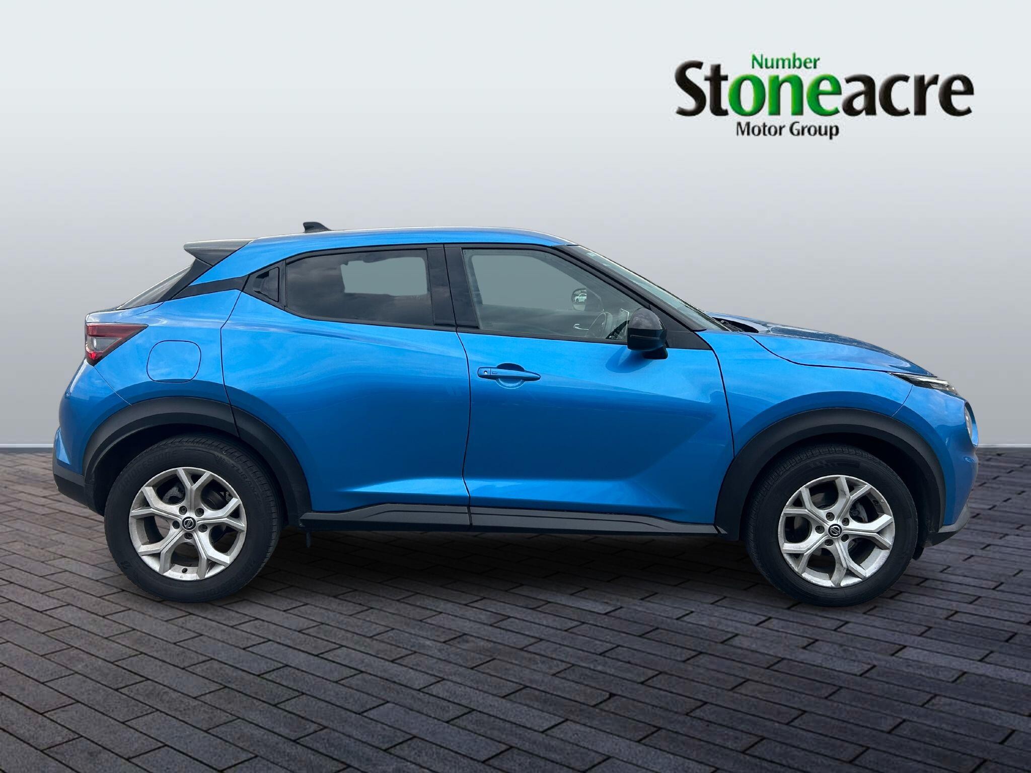 Nissan Juke Image 2