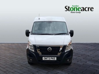 Nissan Interstar 2.3 dCi 35 Tekna FWD L3 H2 Euro 6 4dr OW73PKE Image 2