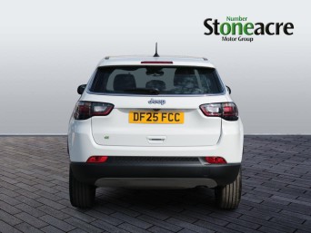 Jeep Compass 1.5 T4 MHEV Altitude DCT FWD Euro 6 (s/s) 5dr DF25FCC Image 3