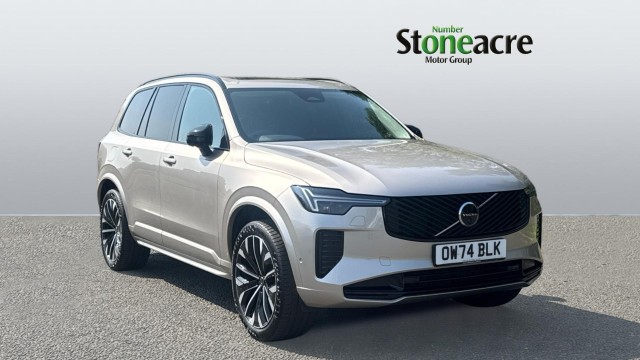 Volvo XC90 2.0 B5 MHEV Plus Auto 4WD Euro 6 (s/s) 5dr OW74BLK Image 1
