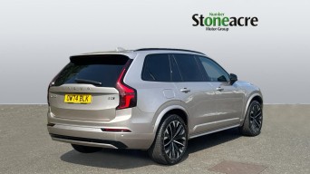 Volvo XC90 2.0 B5 MHEV Plus Auto 4WD Euro 6 (s/s) 5dr OW74BLK Image 2