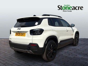 Jeep Avenger e-Hybrid 1.2 e-Hybrid MHEV The North Face DCT E-AWD Euro 6 (s/s) 5dr DV25EKY Image 2