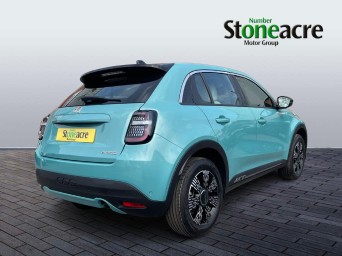Fiat 600 1.2 MHEV e-DCT Euro 6 (s/s) 5dr YP25WCA Image 3