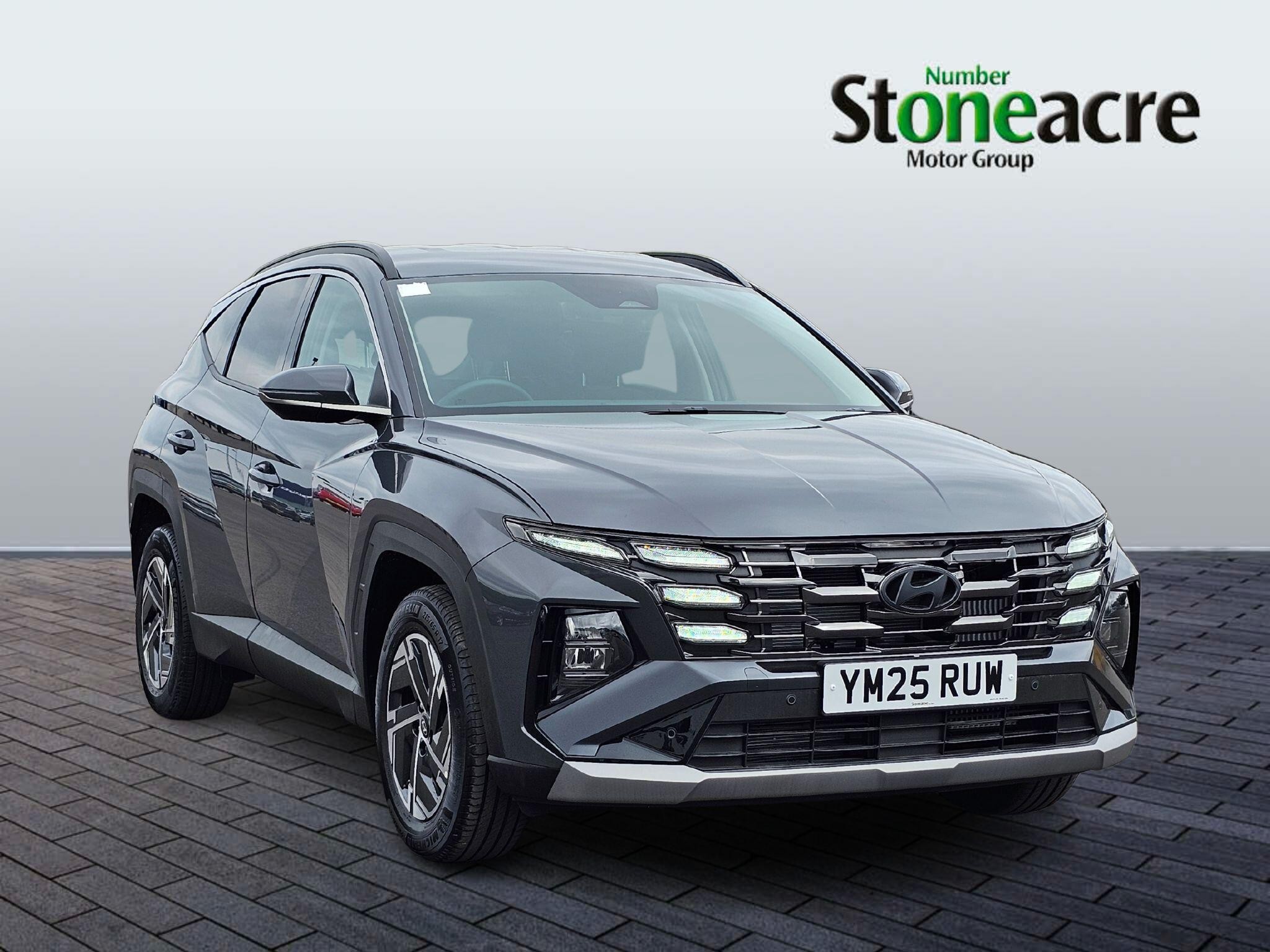 Hyundai TUCSON Image 1