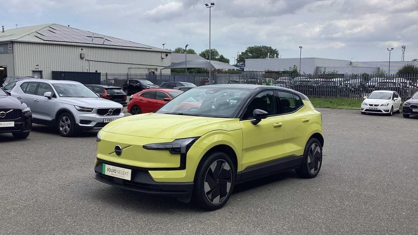 Volvo EX30 Image 3