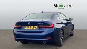 BMW 3 Series 2.0 330e 12kWh Sport Pro Auto Euro 6 (s/s) 4dr PE69LDY Image 2
