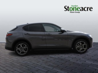 Alfa Romeo Stelvio 2.0 Turbo Petrol 200hp Awd Sprint MX22PXH Image 2