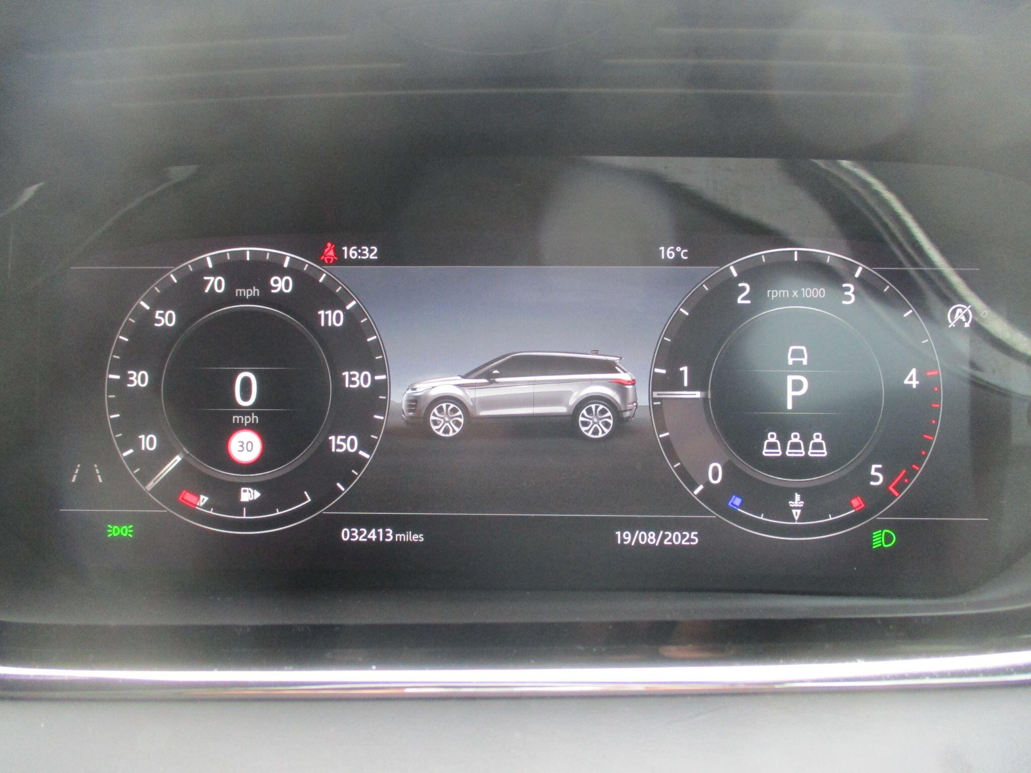 Land Rover Range Rover Evoque Image 17