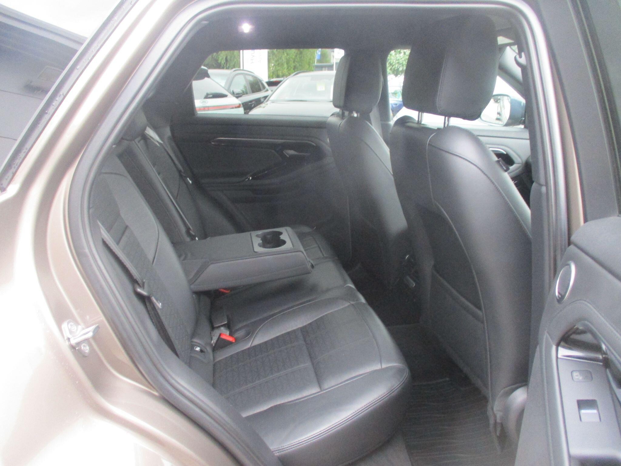 Land Rover Range Rover Evoque Image 25