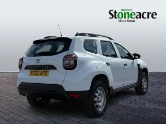 Dacia Duster 1.0 TCe Essential Euro 6 (s/s) 5dr YT22APZ Image 3