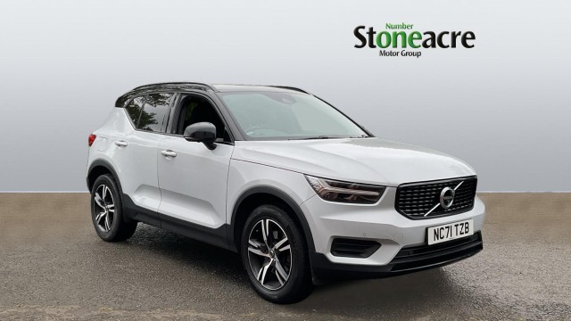 Volvo XC40 R-Design B4 (197 hp) Auto NC71TZB Image 1
